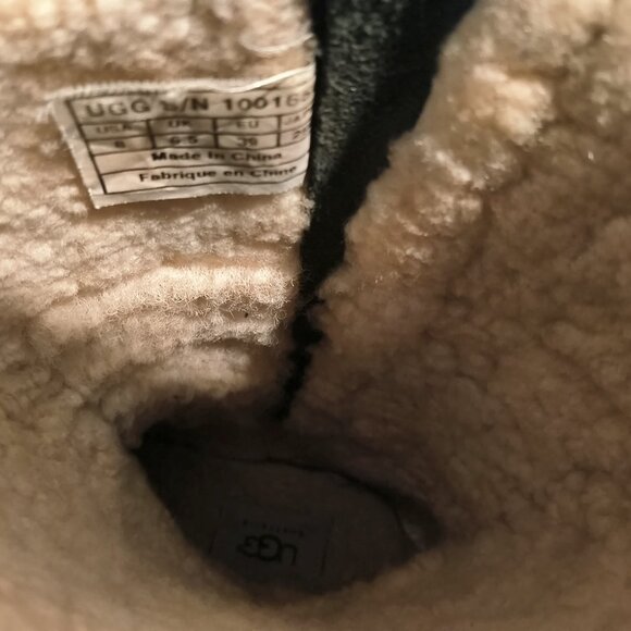 UGG  Black leather tall boots full-length side zipper Size 8 - Picture 7 of 7